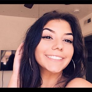 Meet your Posher, Leesa